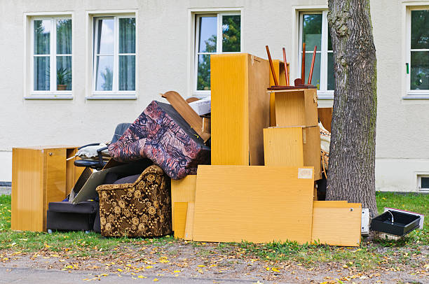Best Yard Cleanup Services  in Oceana, WV